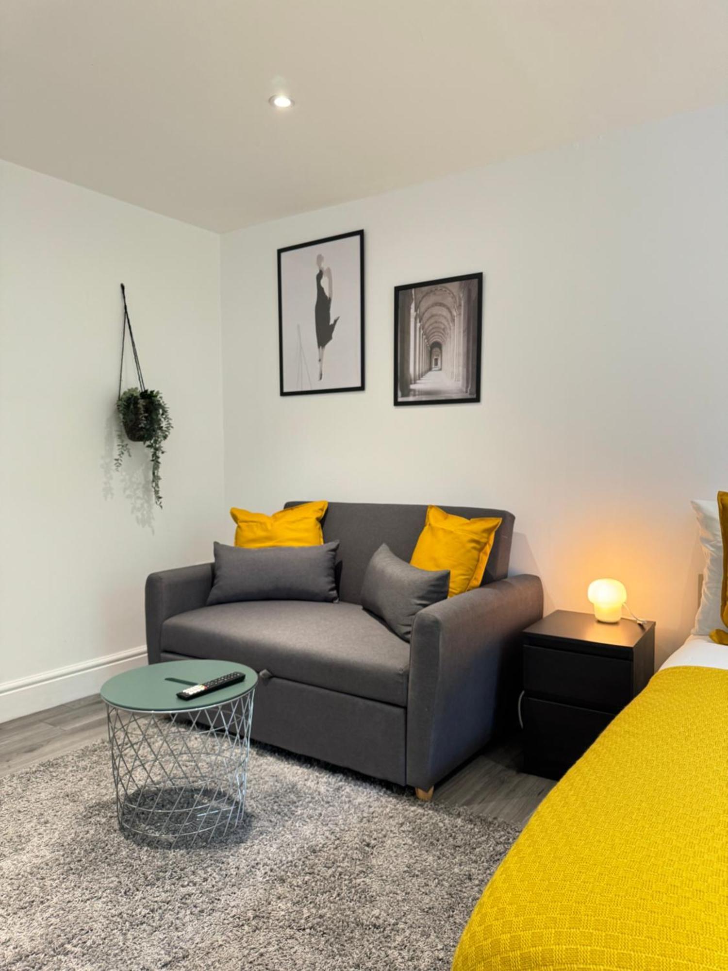 En-Suite Bedroom For Up To 4! Sofa Bed - Near Stratford Londres Exterior foto