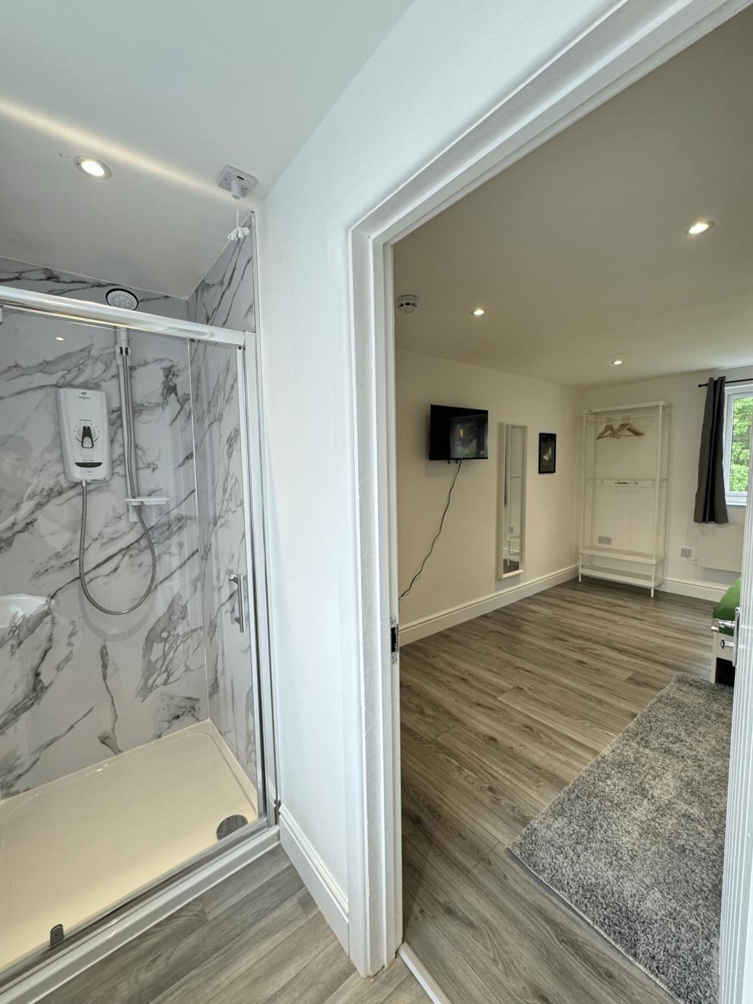 En-Suite Bedroom For Up To 4! Sofa Bed - Near Stratford Londres Exterior foto