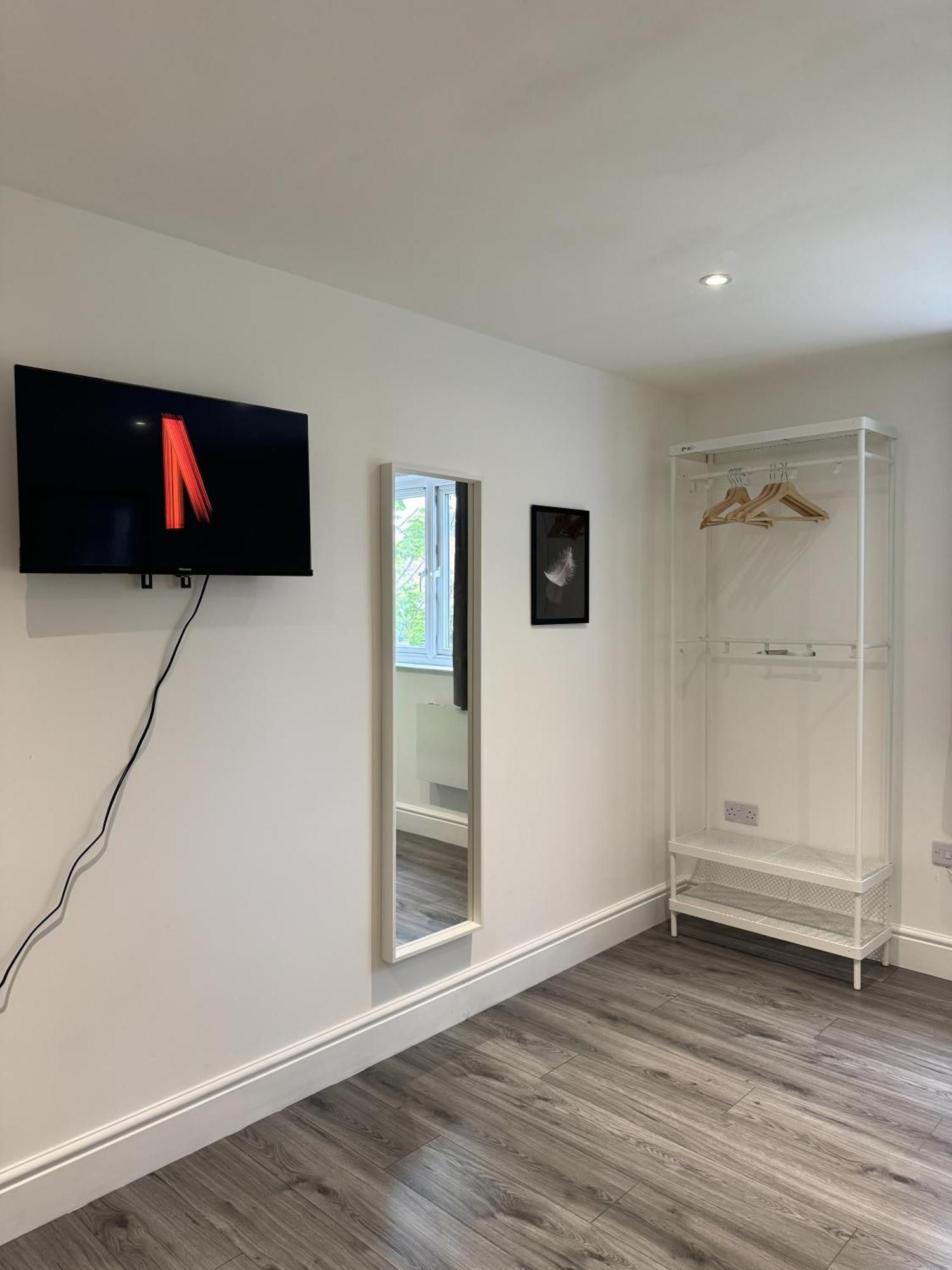 En-Suite Bedroom For Up To 4! Sofa Bed - Near Stratford Londres Exterior foto