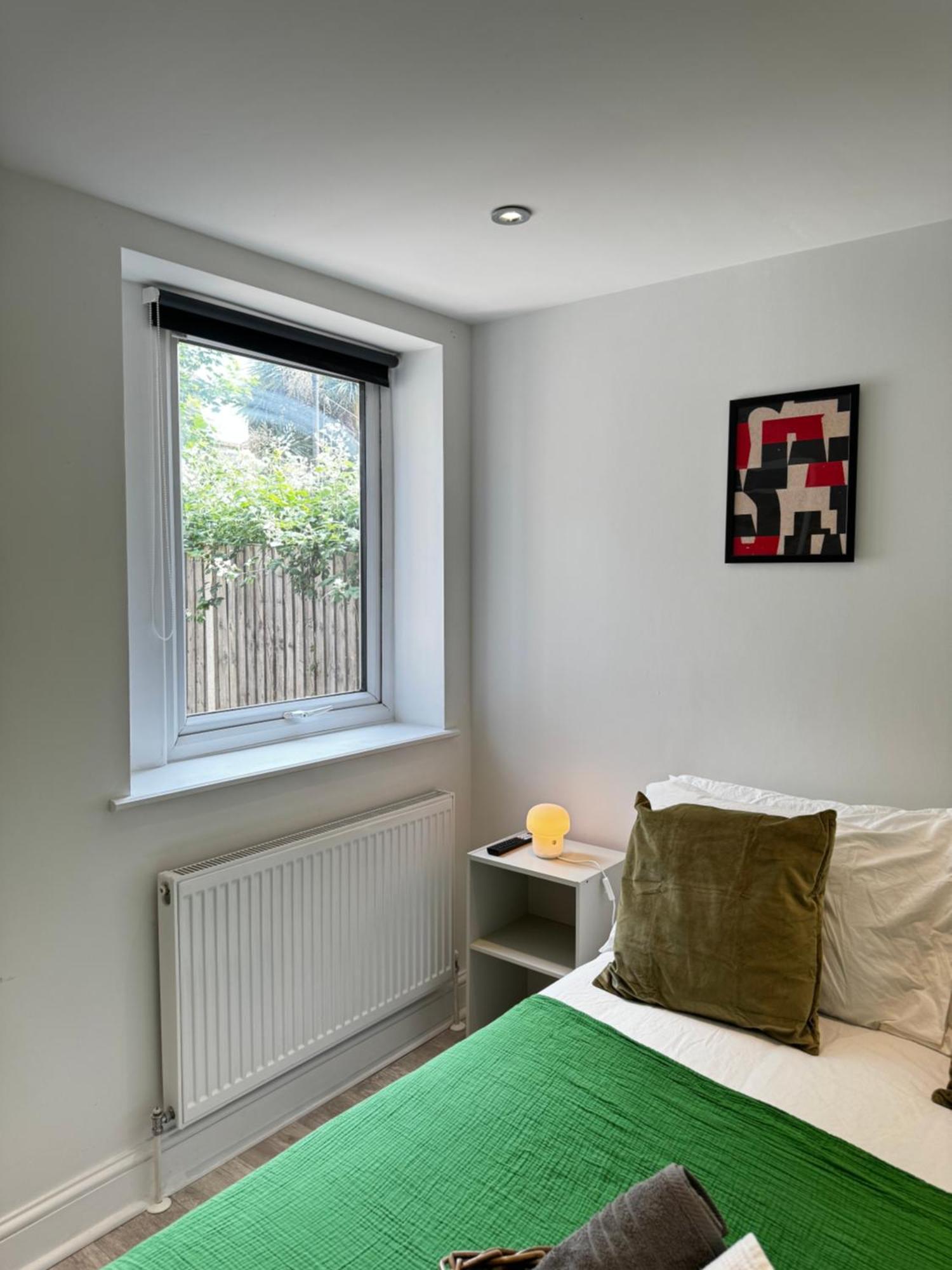 En-Suite Bedroom For Up To 4! Sofa Bed - Near Stratford Londres Exterior foto